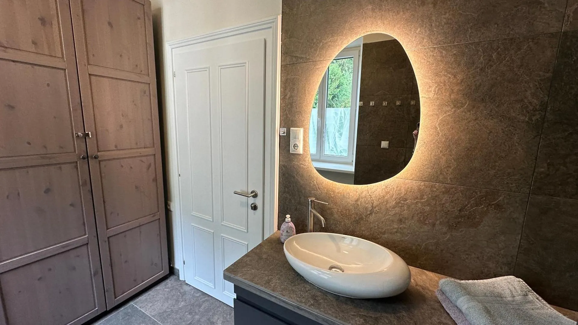 Book-A-Room Salzburg Apartment 33 Austria